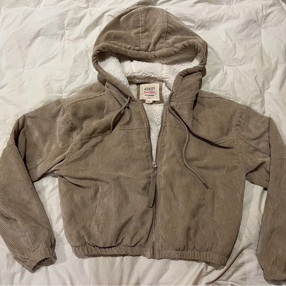Corduroy jacket with Sherpa lining